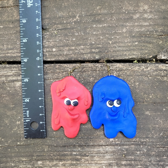 ❤👀💙Monster Face 🔵🔴Earrings - Picture 5 of 5